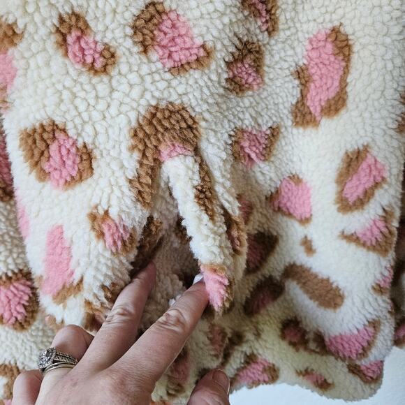Leopard Print Fleece Pullover Size XL - Picture 3 of 6